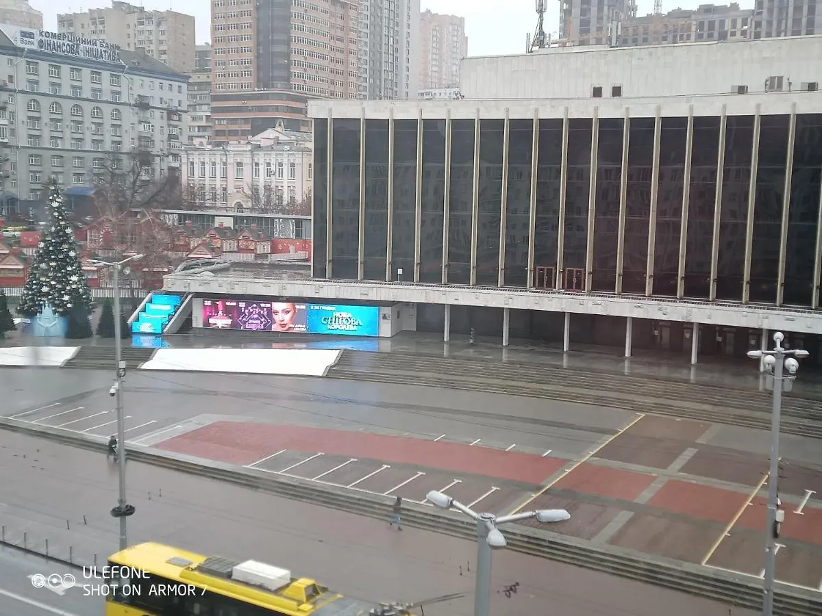 Двухкомнатная Квартира С Видом На Дворец Украина location